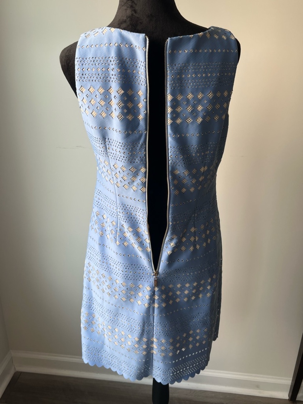 Eliza J Powder Blue Eyelet Shift Dress - 8 - Picture 5 of 9